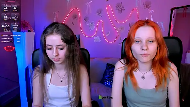 rebecca_smile Pertunjukan Webcam