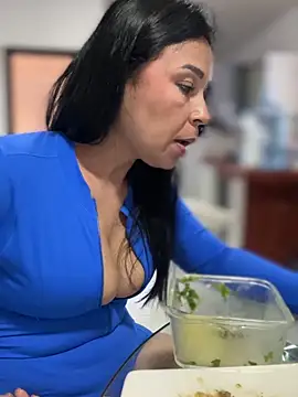 Natural_BIGASS_Nina's Webcam Show