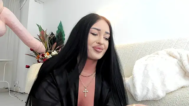 EmeraldKatt live XXX chat