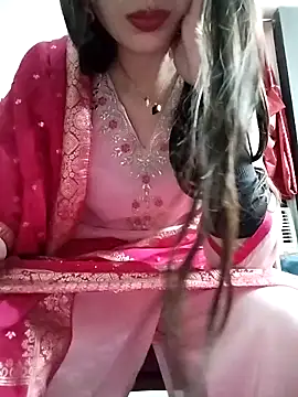 Noor_Darliingのウェブカメラショー