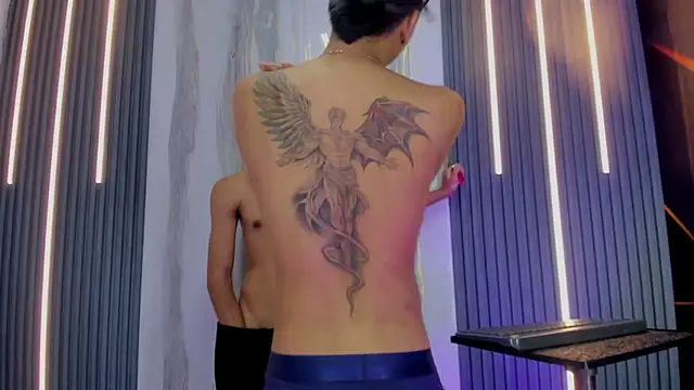Show de webcam de Guys_Latino_Hot