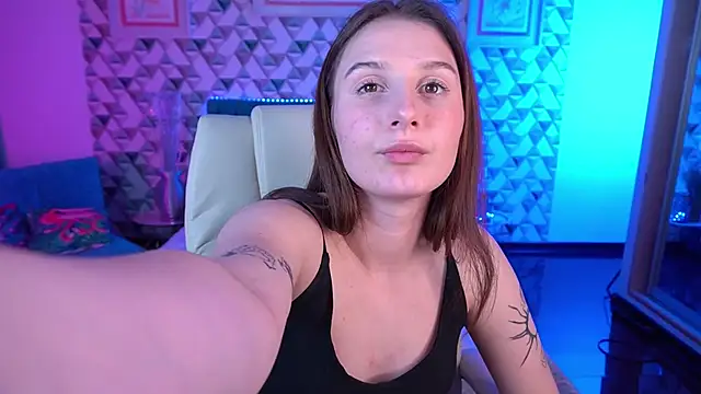 VikVikLove – webcam-show