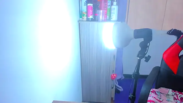 Онлайн чат XXX Luna_Analya