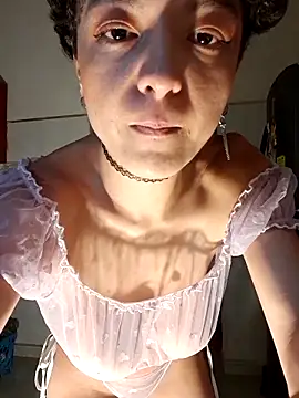 MysterySexx Adlı Modelin Canlı XXX Sohbeti