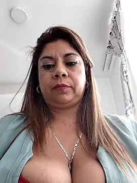 Laura-Hernandez's Webcam Show