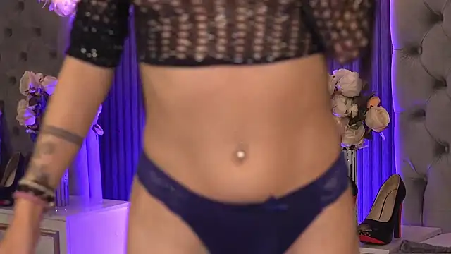 KeylaBlair Adlı Modelin Canlı XXX Sohbeti