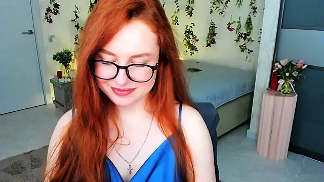 AirySilhouette Live XXX-chat