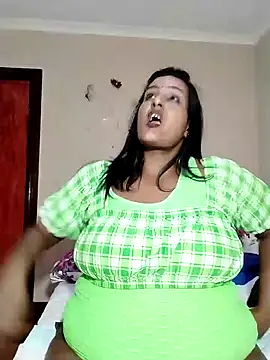 Foxybaby420's Live XXX Chat