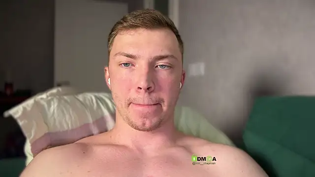 iron__chap's Webcam Show