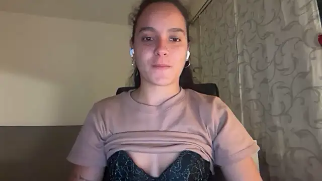 Czat XXX na żywo – Maia_Park