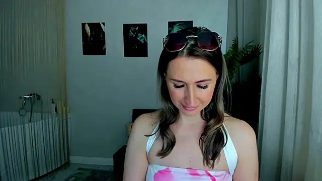 PassionGlow's Live XXX Chat