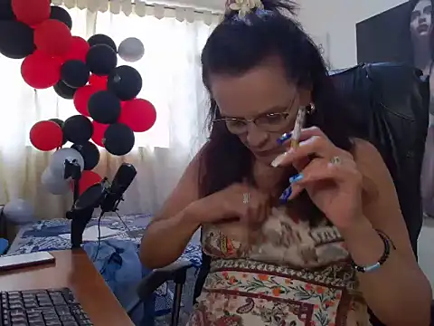 Samantha71_: διαδικτυακό σόου στην κάμερα