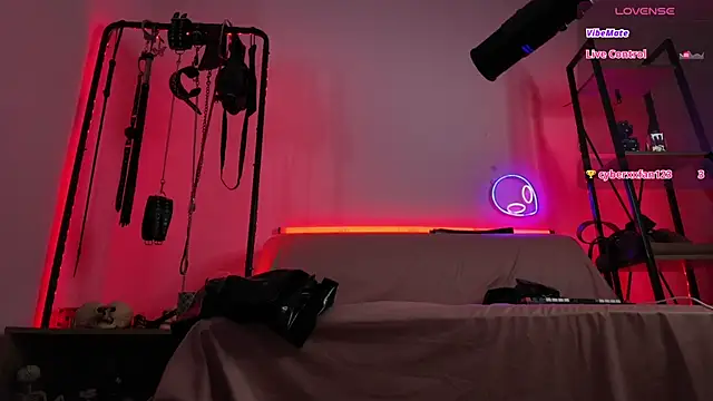 CyberXGoddess: απευθείας συνομιλία ΧΧΧ