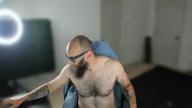 Chat XXX ao vivo de MastaWolfy