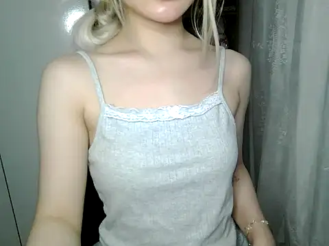 _Shizukaa_ Show in webcam