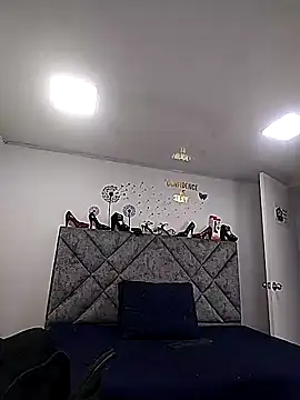 Chat XXX ao vivo de Shantey_Laurent