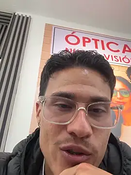 TavoHot_'s Live XXX Chat