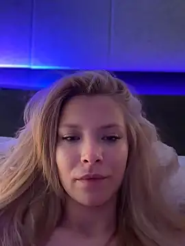 AnastasiaAniess' Live XXX Chat