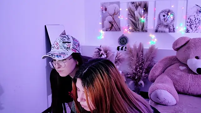 DiaAngell's Live XXX Chat