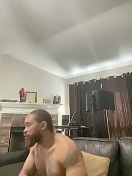 Fathero1time লাইভ XXX চ্যাট
