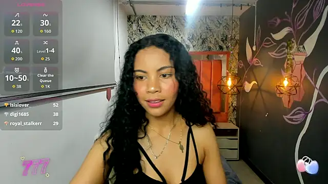 Chloe_Harper__ 现场XXX聊天