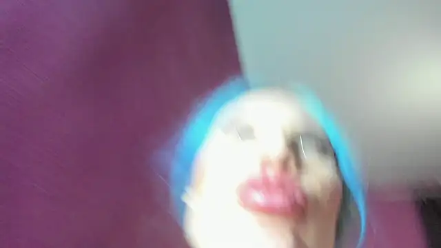 Show modela Lika8234 na web-kameri