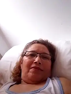 Chat +18 de Cessi50 ao vivo