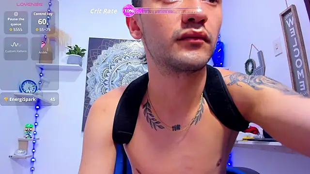 Show modela Jey_hot7 na web-kameri