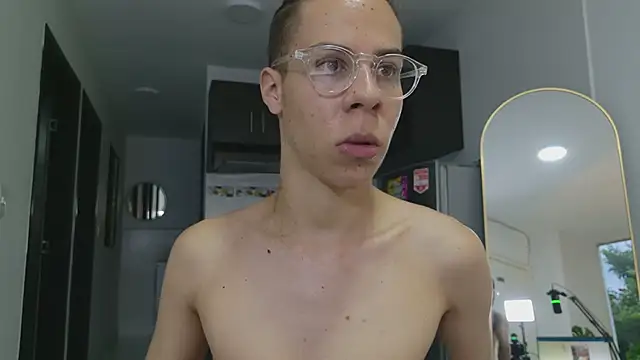 grey___27 Show in webcam