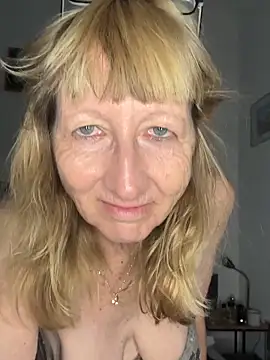 MatureKim Live XXX-Chat