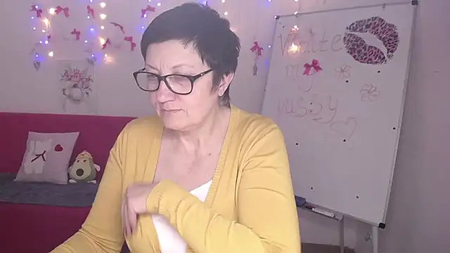 EmilyL0ve's Live XXX Chat