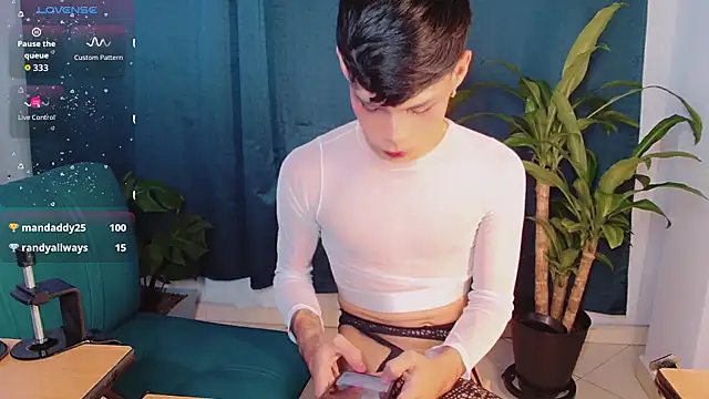 femboykeene 在線直播表演