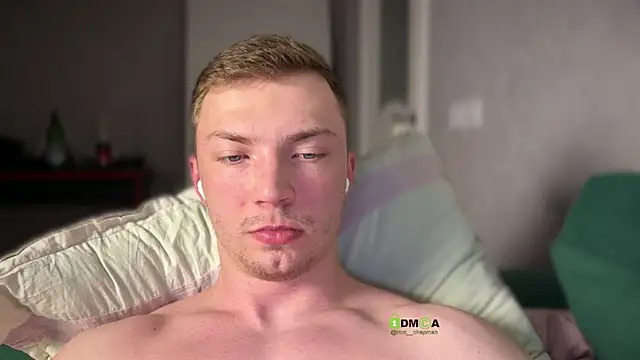iron__chap Chat XXX live