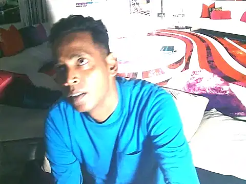 IndianHunk01 – webcam-show