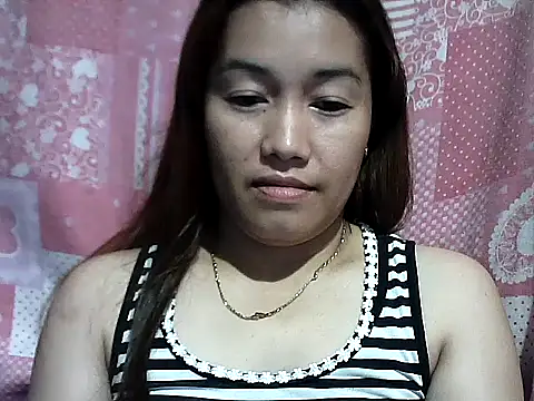 CreamyPussy30 Chat XXX in diretta
