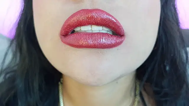mia_roux1's Live XXX Chat