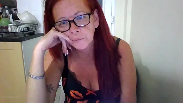 Forbidden-Irish-x – Naživo XXX chat