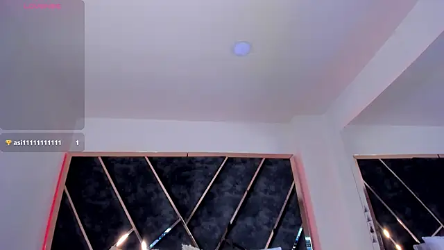 SusanaHenao's Live XXX Chat
