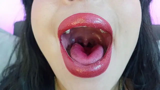 mia_roux1のライブXXXチャット