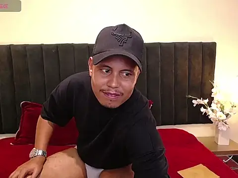 noah_oliver1 Webcamshow