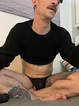 _Lordjizz's Live XXX Chat