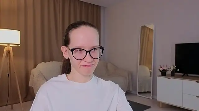 Онлайн чат XXX BettyBrowni