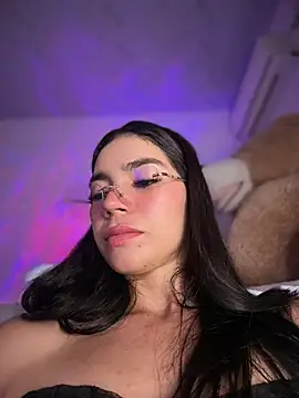Eveliin_ruiz's Live XXX Chat