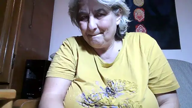 Chat XXX en directo de ExquisiteMature