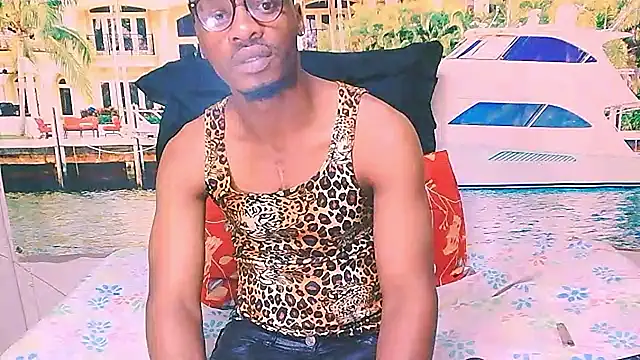 Živý XXX chat EbonyTiger69