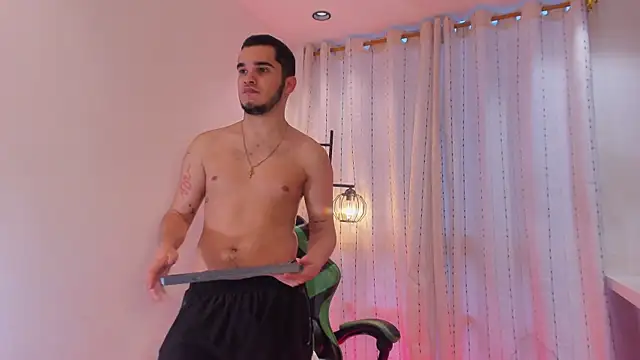 TheBatMansion's Webcam Show
