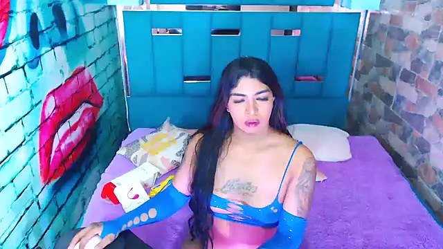 violet_bigcock774 webkamerás műsora