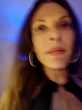 Luna_Kitanna Chat XXX live