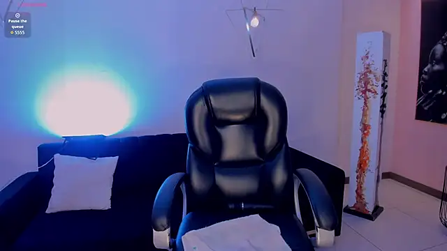 MaddisonLowe 现场XXX聊天