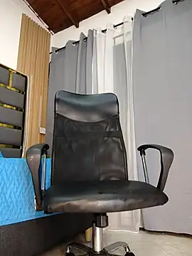 Oliver_bigblack_cock Webcamshow